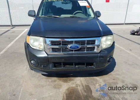 2011 Ford Escape Xls из США, поврежденный, VIN 1FMCU0C73BKA41901